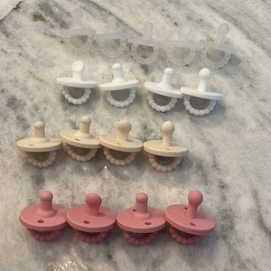 17 Ryan and Rose Pacifiers - Assorted Styles - LIKE NEW - NEVER USED